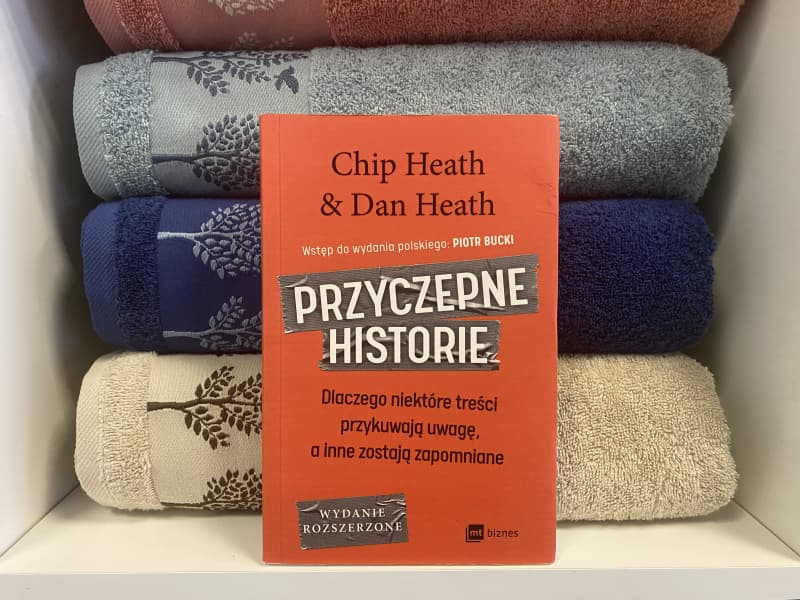 Przyczepne historie - recenzja książki